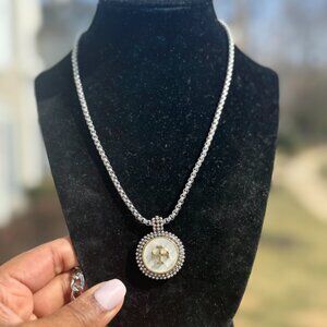 FAMILY NEW STATEMEANT SHIVE  NECKLACE T99 2025